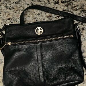 Gianibirnini Black Leather Crossbody Bag
